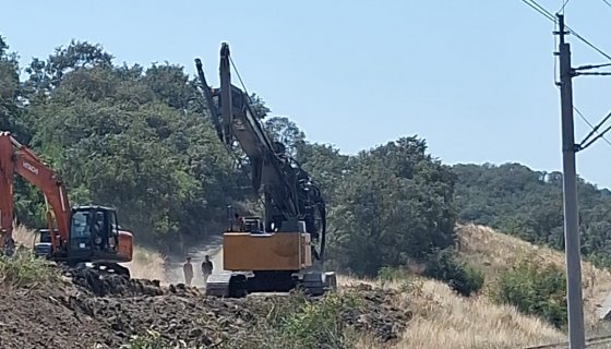 T.C. DEVLET DEMİRYOLLARI İŞLETMESİ GENEL MÜDÜRLÜĞÜ (TCDD) 3. BÖLGE MÜDÜRLÜĞÜ (İZMİR) BALIKESİR SUSRLUK HİLAL – BANDIRMA HATTI Km: 276+900 -277+100 Arasındaki Heyelan Önlenmesi Yapım İşi kapsamındaki fore kazık 